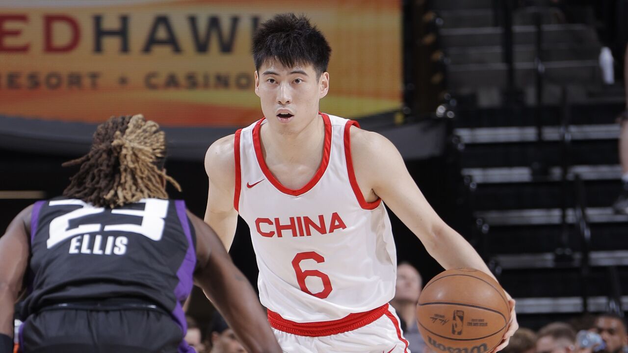 伊涅斯塔：会想念踢球的时光；进巴萨一线后每天都会观察哈维